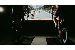 Simuladores de ciclismo y conectividad: por qué las alianzas tecnológicas pueden disparar ventas en marcas de fitness indoor
